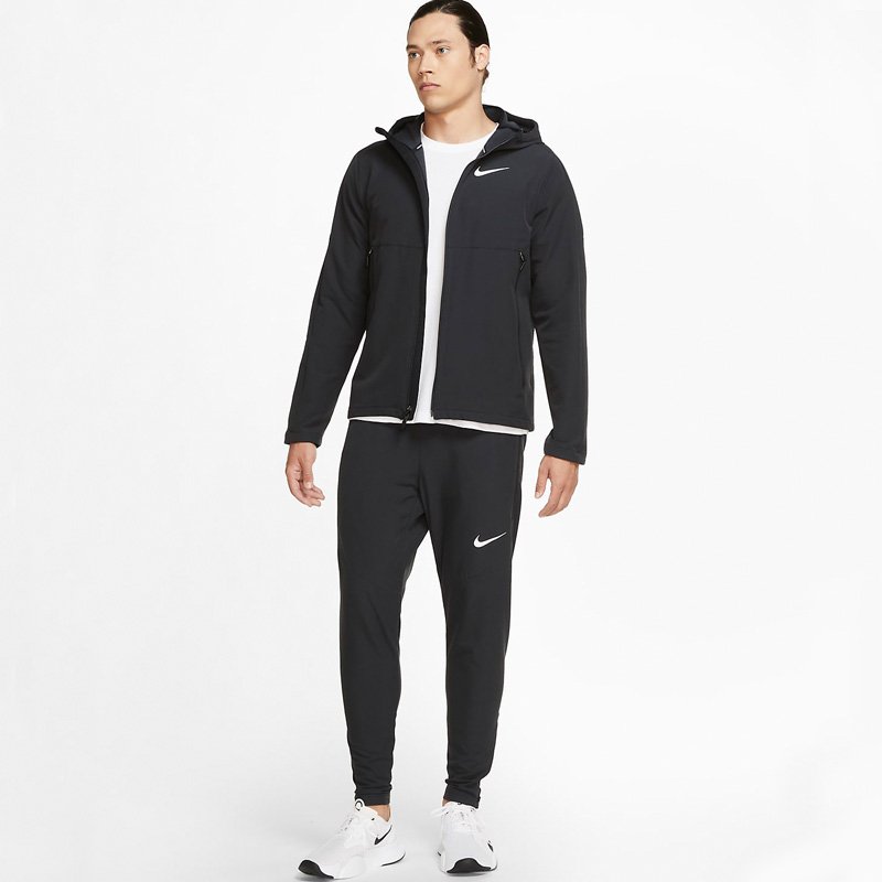 Nike therma discount sphere woven jacket